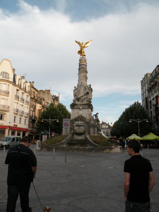  monument, place Drouet